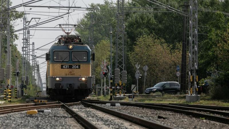 Baleset történt a debreceni vasútvonalon, ahol egy embert elütött egy vonat.
