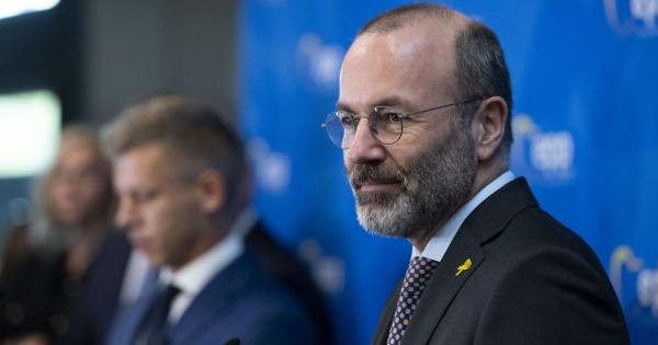 Weber kijelentette, hogy ő vezeti Magyar Pétert, és határozottan elvárja, hogy a politikus Ukrajna támogatására összpontosítson!
