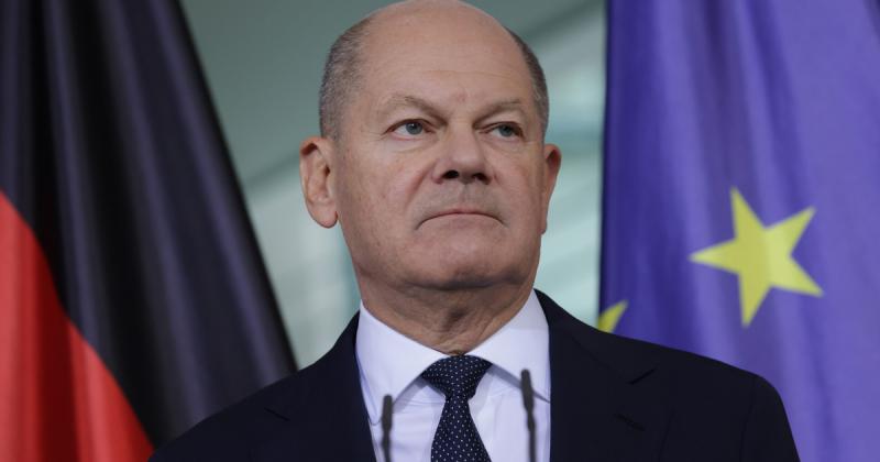 Olaf Scholz a politikai rangsor végére szorult, ezzel újabb bizonyítékát adva a kihívásokkal teli vezetési stílusának.