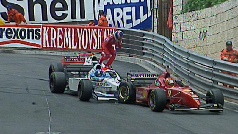 Minden idők legelképesztőbb F1-es versenyét akár a Monty Python is megálmodhatta volna, olyan abszurd pillanatokkal és váratlan fordulatokkal teli volt, hogy az ember szinte nem is akarta elhinni, ami a pályán zajlik.