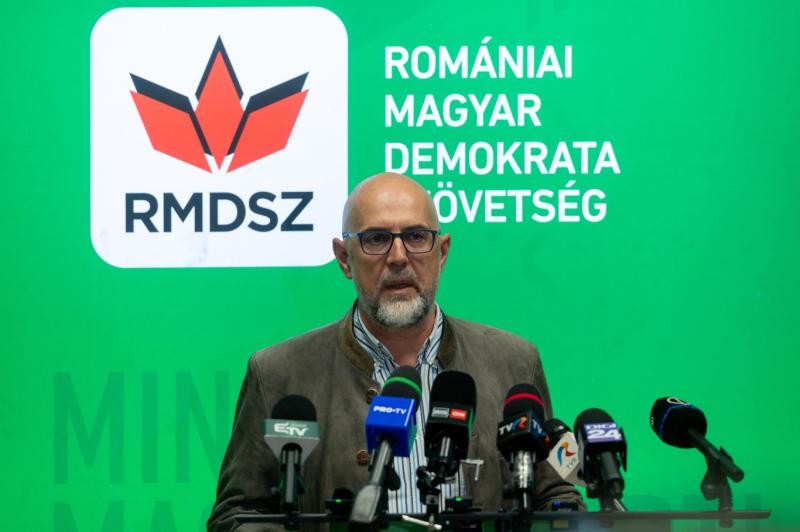 Az RMDSZ elnöke arra figyelmeztet, hogy komoly gondot jelenthet, ha az ellenzék soraiban kizárólag szélsőséges pártok képviseltetik magukat.