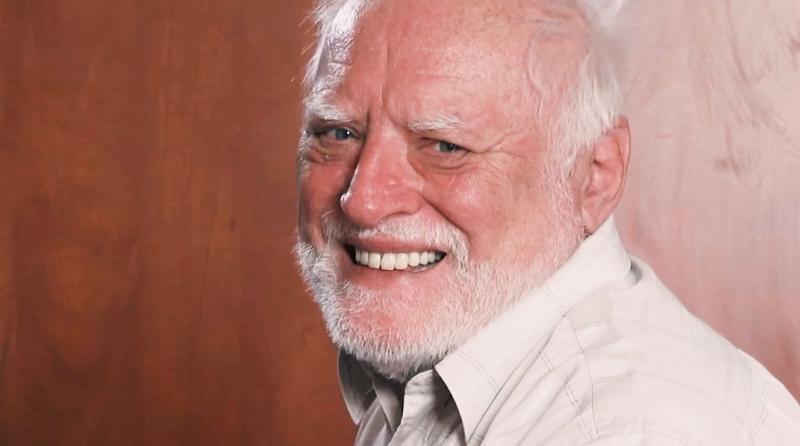 Hide the Pain Harold egy 25 éves kolumbiai balett-táncosnő iránt érzett vonzalma mögött sokféle érzelem rejlik. Talán a táncosnő eleganciája és szenvedélye varázsolta el, de lehet, hogy a szívében mégis ott motoszkál a bizonytalanság. Vajon valóban meg tu
