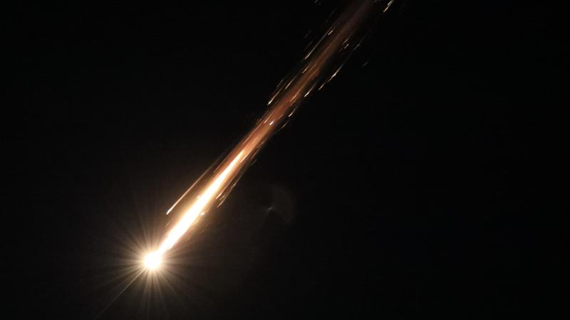Az iráni atomprogram súlyos kihívások elé nézhet, ami komoly következményekkel járhat a világkereskedelem számára. Hétfői híreink az Irán és Izrael közötti konfliktusról részletesen foglalkoznak a helyzet alakulásával.