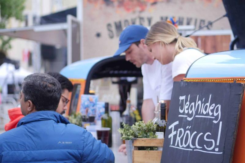 Holnap elindul a Street Food Street Art és Borsétány esemény, ahol a gasztronómia és a művészet találkozik! Ne hagyd ki ezt a különleges élményt!