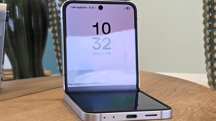 A Galaxy Z Flip7 FE a Samsung eddigi legmegfizethetőbb hajlítható okostelefonja, amely új dimenziót nyit a szétnyitható készülékek világában.