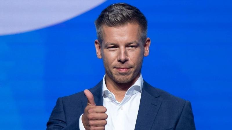 Az egykulcsos adórendszer eddig sikeresen működött, ám a Tisza most a régi, bonyolult módszerek újbóli életre keltésére törekszik.