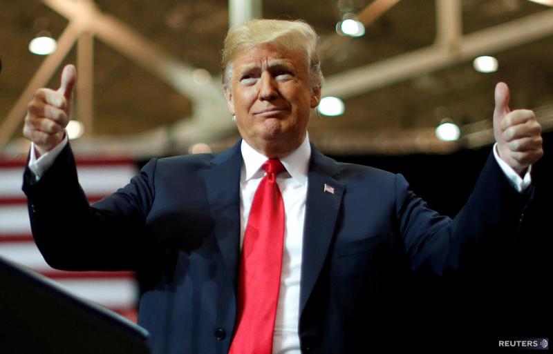 Trump először Putyinnal folytatna megbeszélést, mielőtt véglegesen döntené el a Tomahawk rakéták szállításának kérdését.