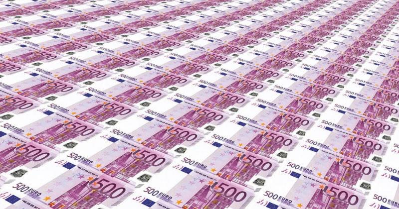 Megdöbbentő hír: több ezer milliárd forint távozott a magyar gazdaságból.