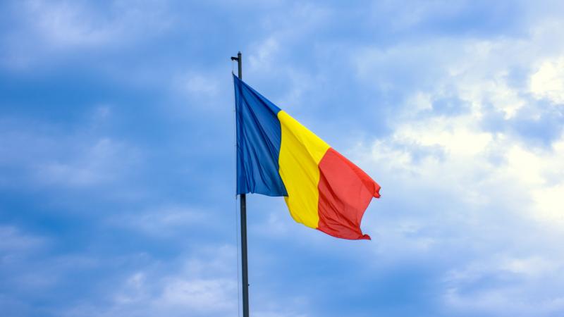 Románia merész döntést hozott az olajpiacon, hiszen úgy tűnik, a szankciók már nem befolyásolják őket. Ezzel a lépéssel új irányt vesznek, amely komoly hatással lehet a térség gazdasági dinamikájára. A Pénzcentrum elemzése alapján ez a fejlemény figyelemr